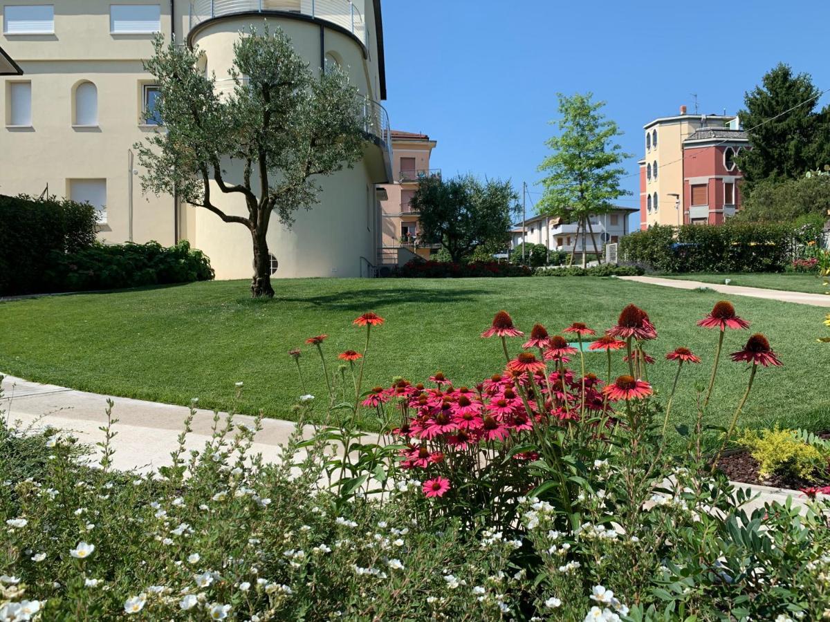 Homingarda - Fine Holiday Apartments Peschiera del Garda Exterior foto
