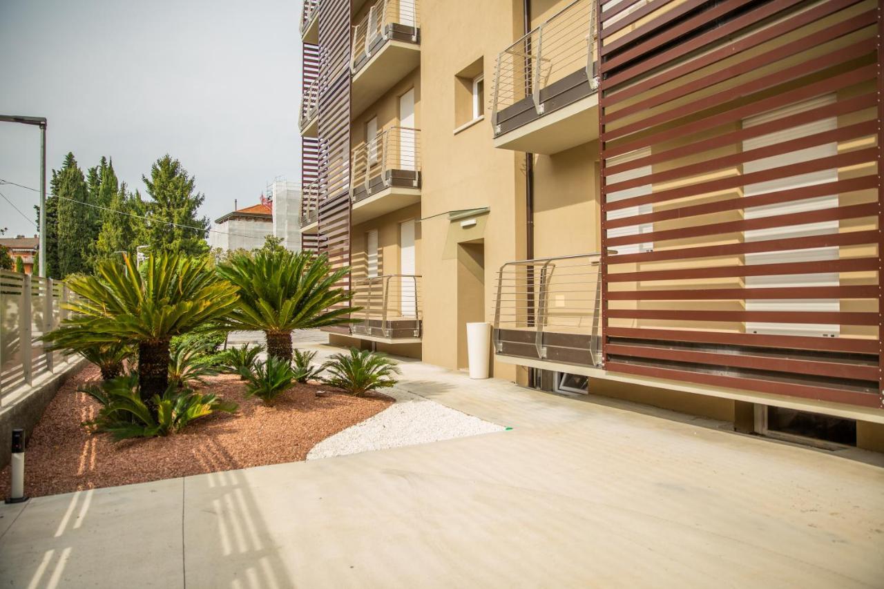 Homingarda - Fine Holiday Apartments Peschiera del Garda Exterior foto