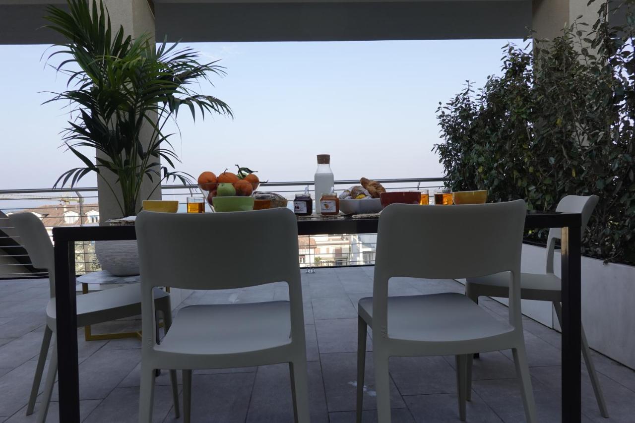 Homingarda - Fine Holiday Apartments Peschiera del Garda Exterior foto
