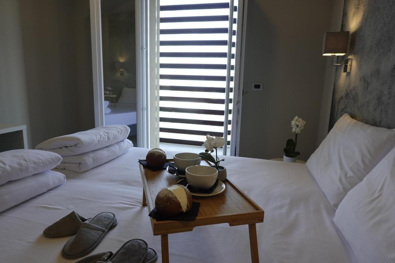 Homingarda - Fine Holiday Apartments Peschiera del Garda Exterior foto